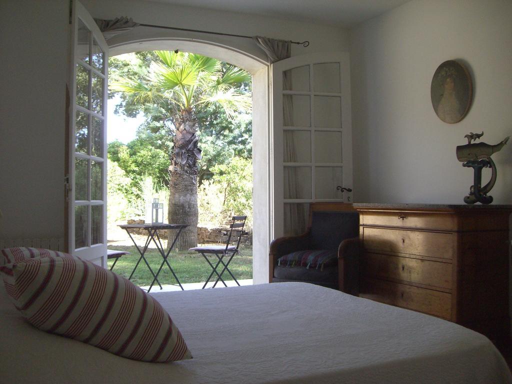 Le Mas De Notre-Dame Bed & Breakfast La Londe-les-Maures Room photo